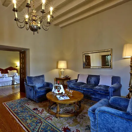 Hotel De 4*