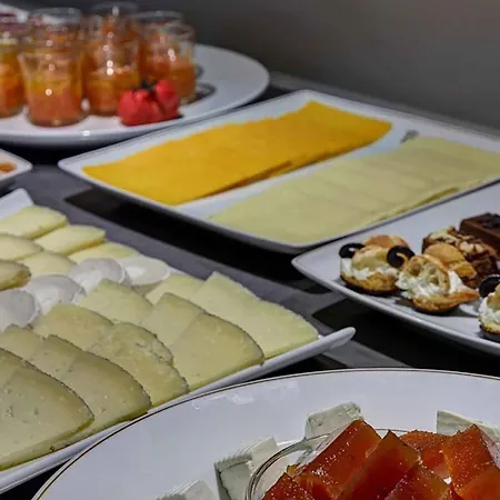 De מלון זמורה