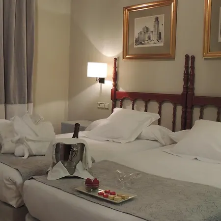 Hotel De 4*