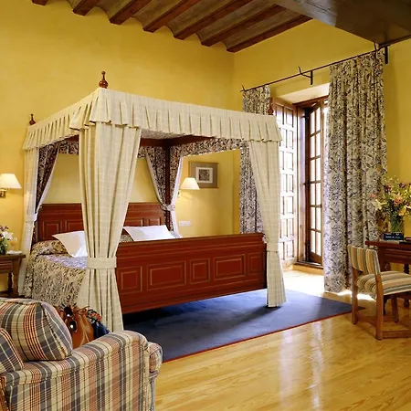 מלון De זמורה