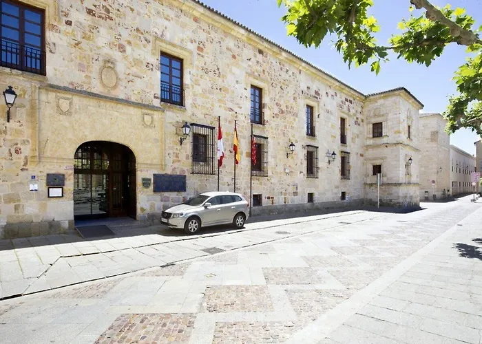 파라도르 데 자모라